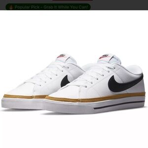 Women's Nike Court Legacy Next Nature Sneakers size 8.5